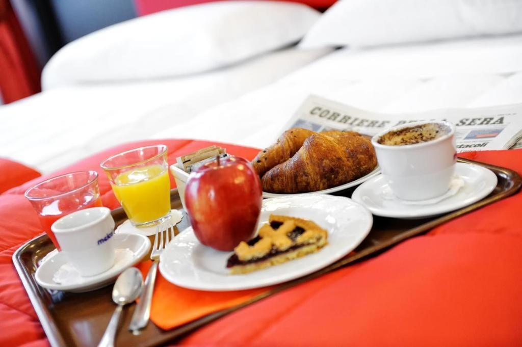 Hotel Al Corso Legnano Luaran gambar