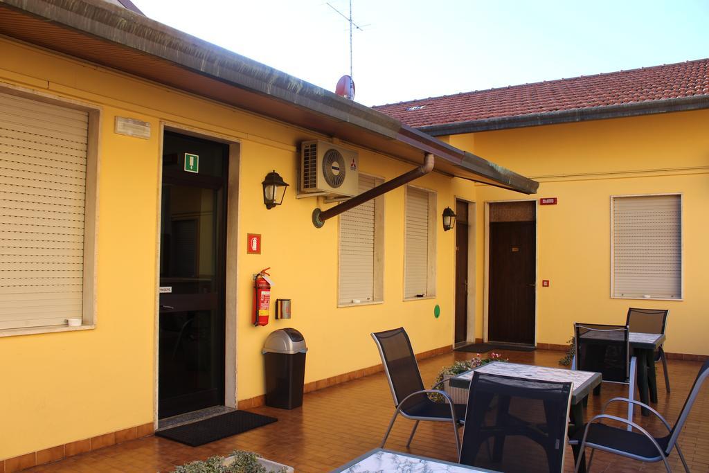 Hotel Al Corso Legnano Luaran gambar